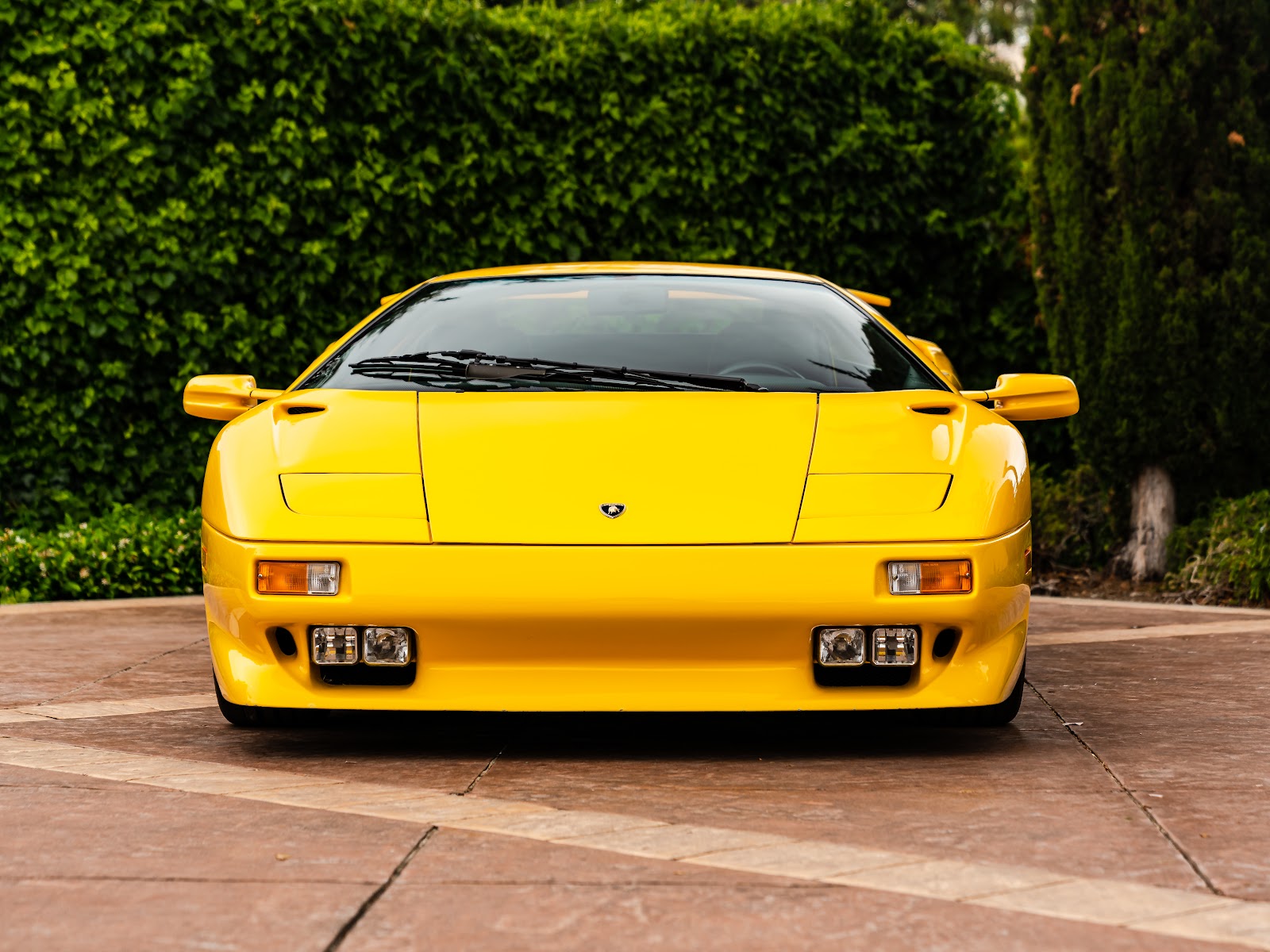 Lamborghini Diablo - Bring a Trailer Listing (Exterior)